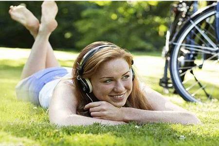 女性手發麻應警惕的病，手發抖可能是六種疾病表現