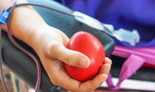 多獻(xiàn)血是否能改善血液粘稠 獻(xiàn)血后如何保護(hù)針眼