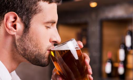 戒酒之后會變瘦 經(jīng)常喝酒的人戒酒后身體的變化