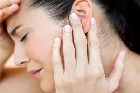 耳朵里面疼或是這四個(gè)常見(jiàn)原因