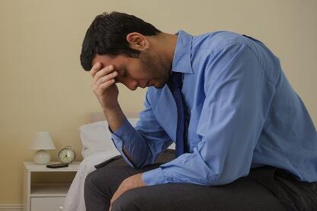 男人陽痿該采取哪些措施？ 陽萎的表現(xiàn)有那些癥狀？