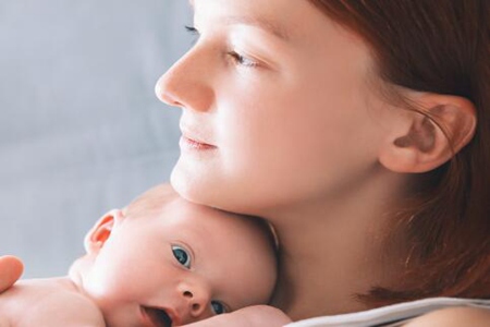 剖腹產(chǎn)后惡露顏色是怎樣的？ 剖腹產(chǎn)后惡露多久排完？