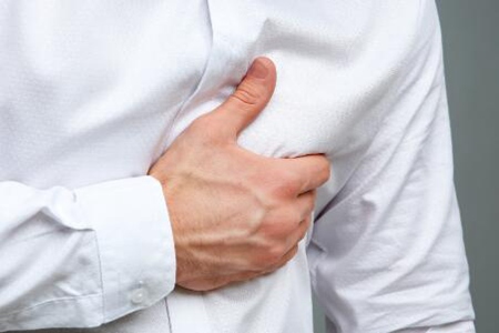 心絞痛發(fā)作怎么辦？這四個(gè)急救方法關(guān)鍵時(shí)刻救命