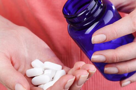 大姨媽來(lái)了肚子疼怎么辦？這五個(gè)方法或能幫你擺脫困擾