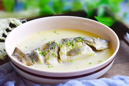 女性喝鯽魚湯有什么好處呢？這五個(gè)功效抗衰老增強(qiáng)免疫力