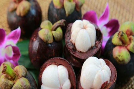 夏季應(yīng)季水果有哪些？常吃這六種食物營(yíng)養(yǎng)又美容