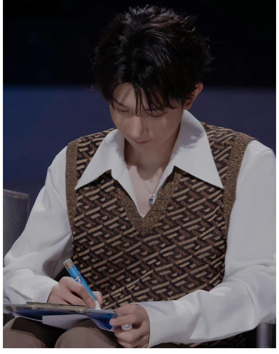 只要和王源合作就會有新名字？李雪琴脫口秀新作，揭露追星那些事